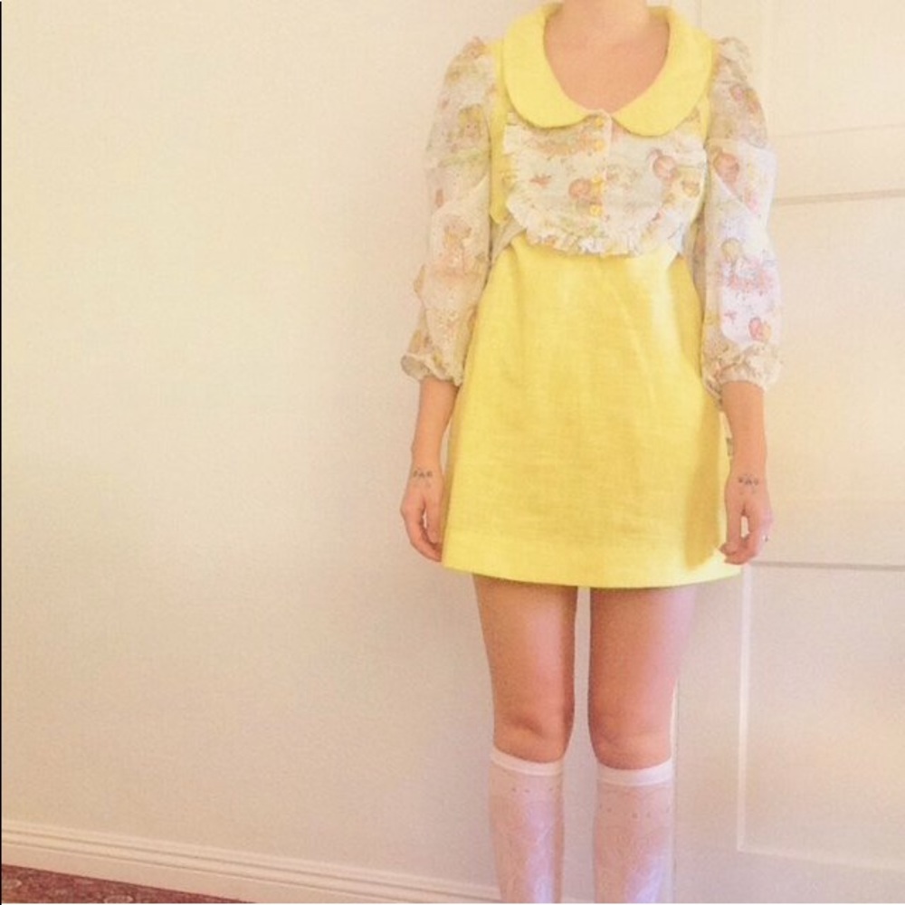 Vintage 60’s super sweet mini dress